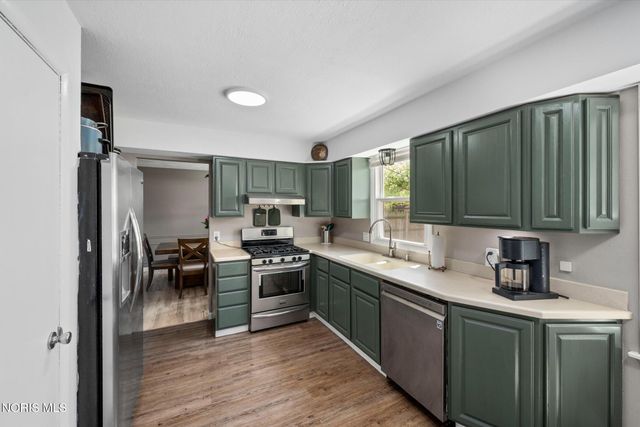 6357 Wedgewood Drive, Sylvania, OH 43560