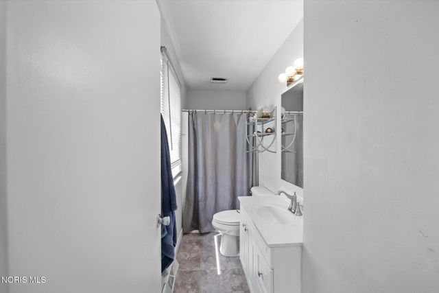 6357 Wedgewood Drive, Sylvania, OH 43560