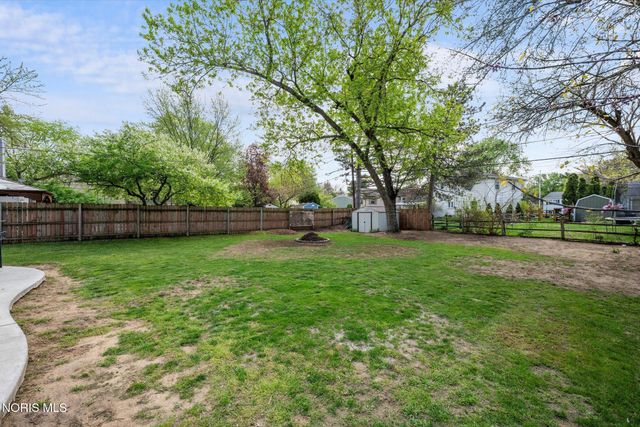6357 Wedgewood Drive, Sylvania, OH 43560