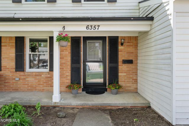 6357 Wedgewood Drive, Sylvania, OH 43560