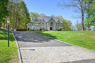 3 Pinegrove Drive, North Salem, NY 10560