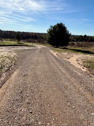 9088-C Aurora Vista Trail, Williamsburg, MI 49690