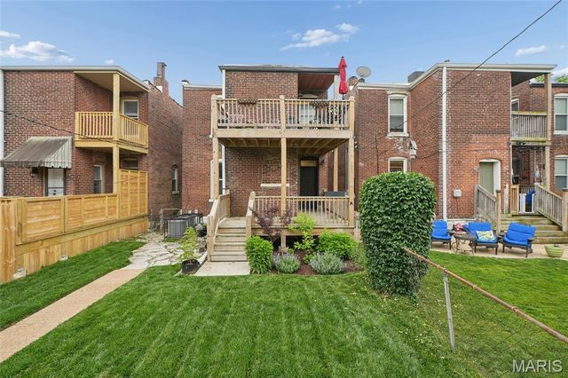 4165 Russell Boulevard, St Louis, MO 63110