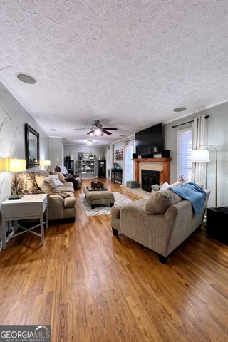 107 Pine Hill Circle, Byron, GA 31008