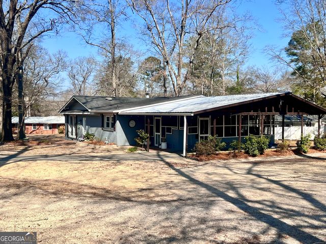 107 Pine Hill Circle, Byron, GA 31008