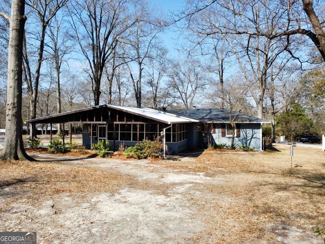 107 Pine Hill Circle, Byron, GA 31008