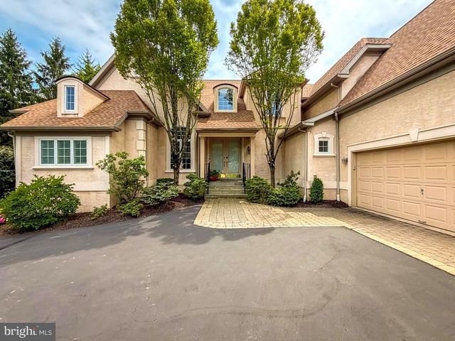 2212 CORSON LN, New Hope, PA 18938