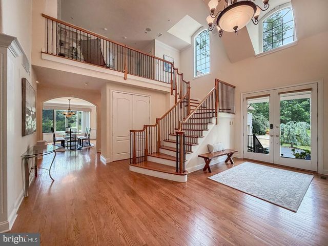 2212 CORSON LN, New Hope, PA 18938