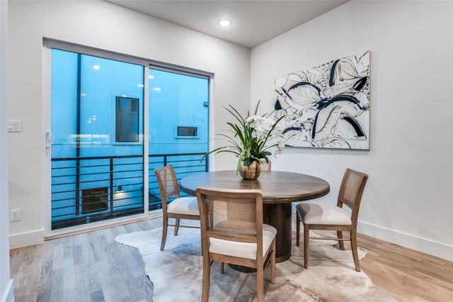 2906 Hawthorne Avenue 101, Dallas, TX 75219