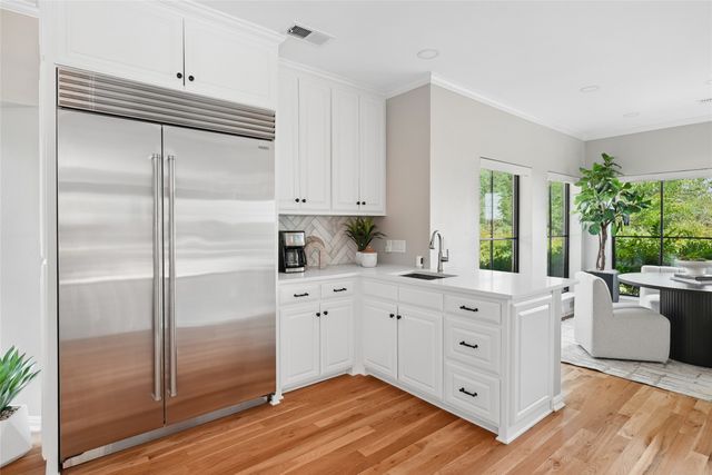 6030 Club Oaks Drive, Dallas, TX 75248