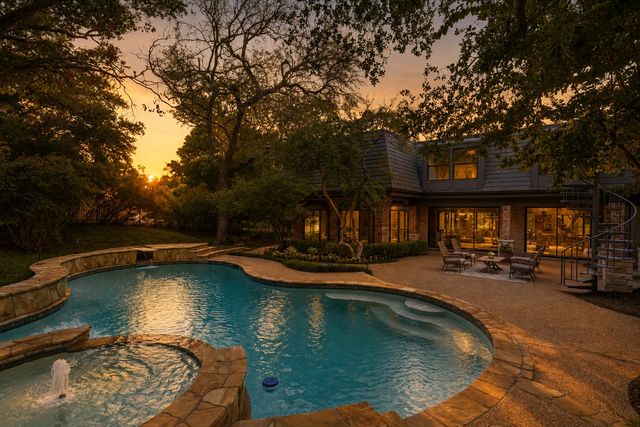 6030 Club Oaks Drive, Dallas, TX 75248