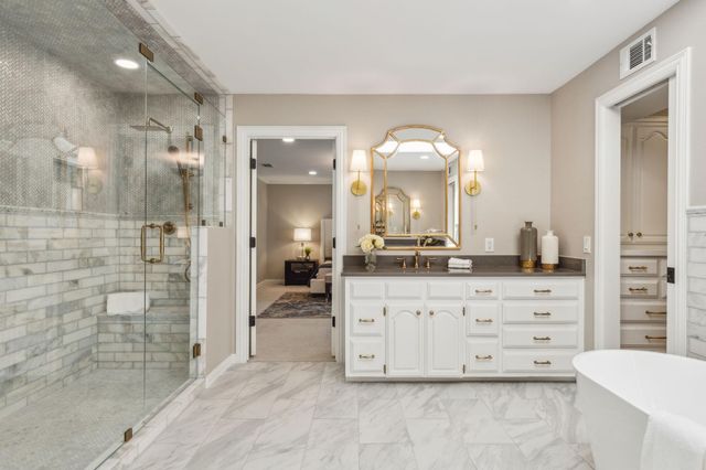 6030 Club Oaks Drive, Dallas, TX 75248
