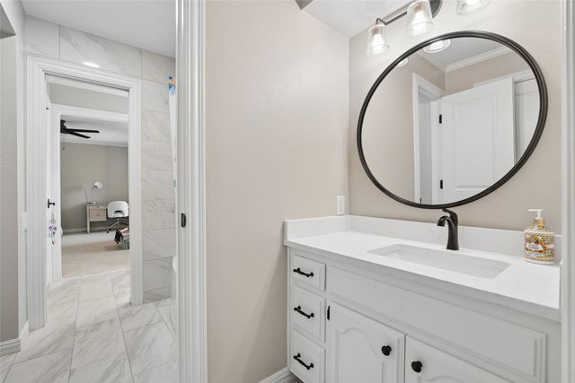 6030 Club Oaks Drive, Dallas, TX 75248