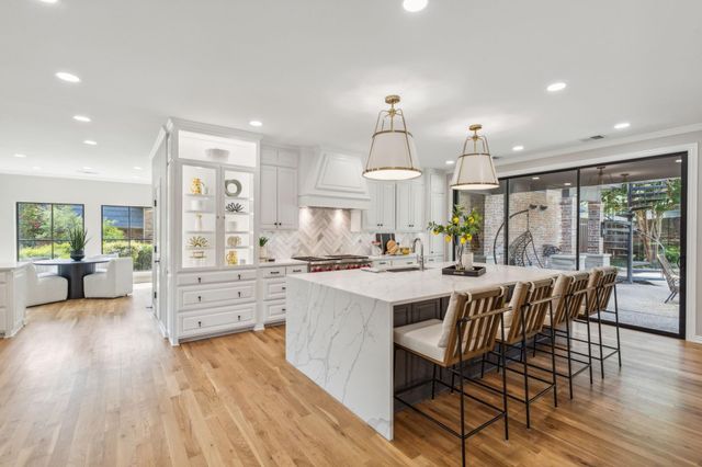 6030 Club Oaks Drive, Dallas, TX 75248