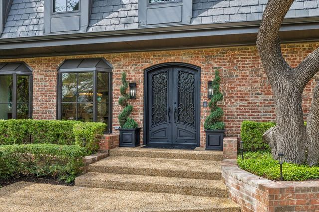 6030 Club Oaks Drive, Dallas, TX 75248