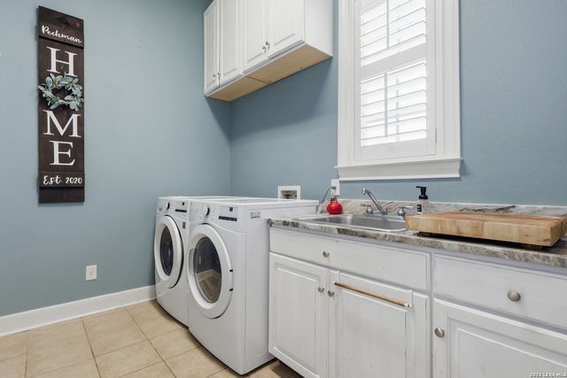 615 Pinon Blvd, San Antonio, TX 78260