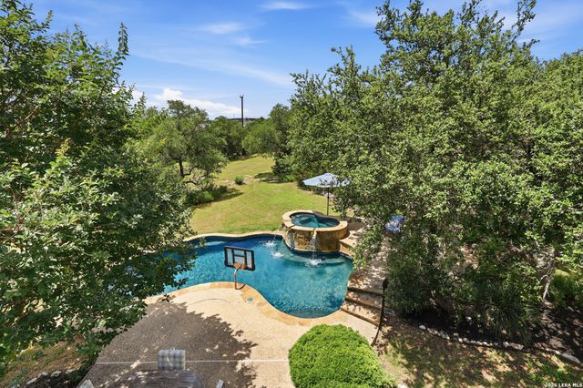 615 Pinon Blvd, San Antonio, TX 78260