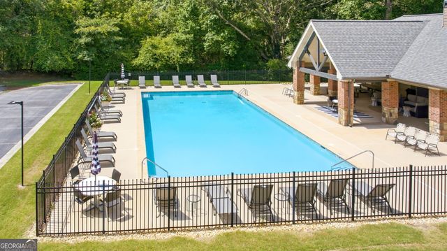 4860 Wildlife Way, Flowery Branch, GA 30542