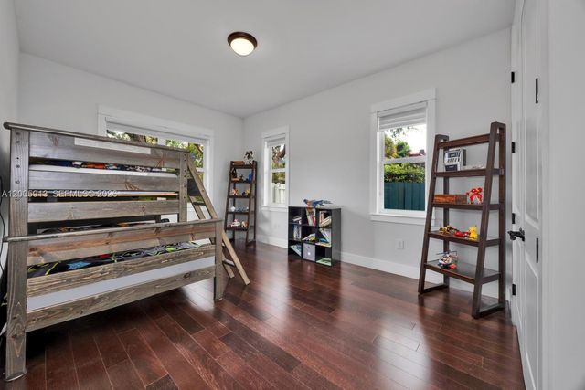 8020 SW 62nd Ave, Miami, FL 33143