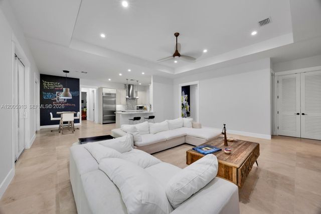 8020 SW 62nd Ave, Miami, FL 33143