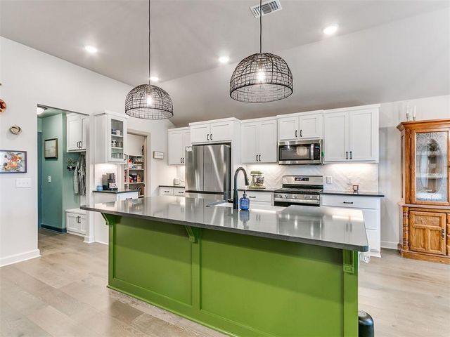 17500 Boling Farm Road, Edmond, OK 73012