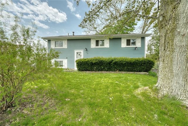 139 Nevins Road, Henrietta, NY 14467