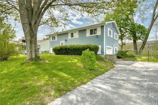 139 Nevins Road, Henrietta, NY 14467