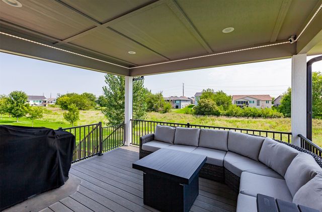 14752 Stonecrop Drive, Urbandale, IA 50323