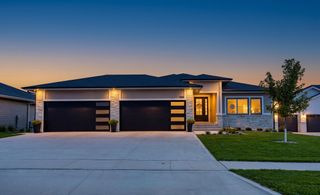 14752 Stonecrop Drive, Urbandale, IA 50323