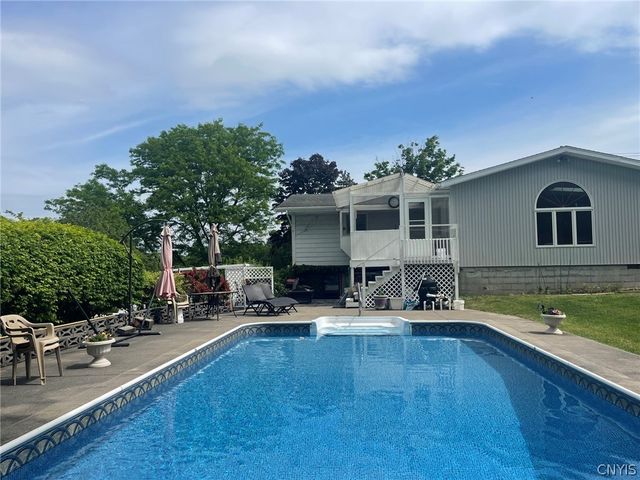 543 East Campbell Avenue, Sherrill, NY 13461