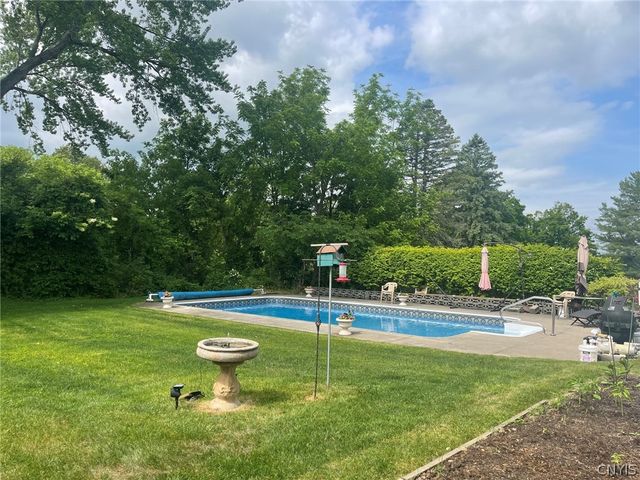 543 East Campbell Avenue, Sherrill, NY 13461