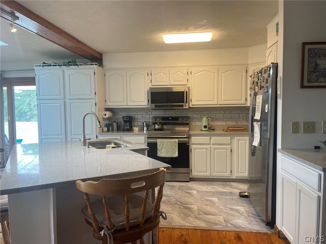 543 East Campbell Avenue, Sherrill, NY 13461