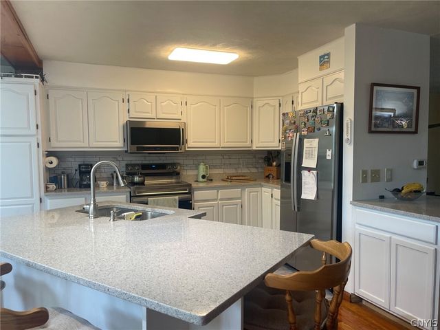543 East Campbell Avenue, Sherrill, NY 13461