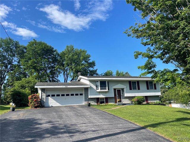 543 East Campbell Avenue, Sherrill, NY 13461