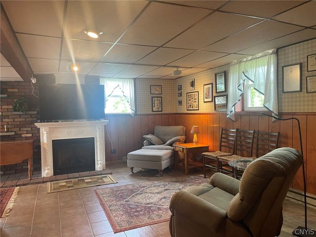 543 East Campbell Avenue, Sherrill, NY 13461