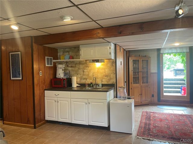 543 East Campbell Avenue, Sherrill, NY 13461