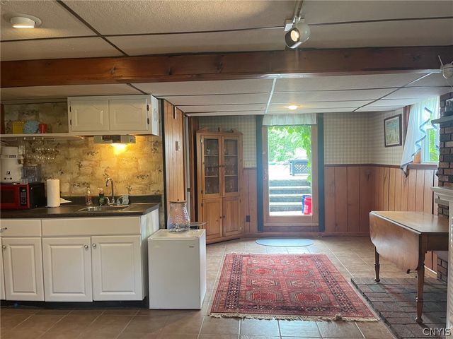 543 East Campbell Avenue, Sherrill, NY 13461