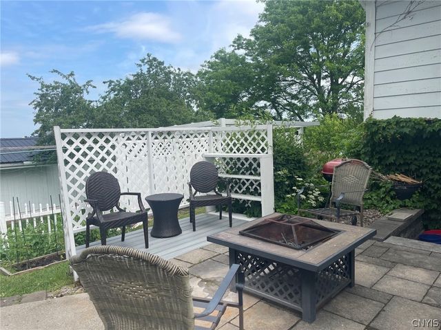 543 East Campbell Avenue, Sherrill, NY 13461