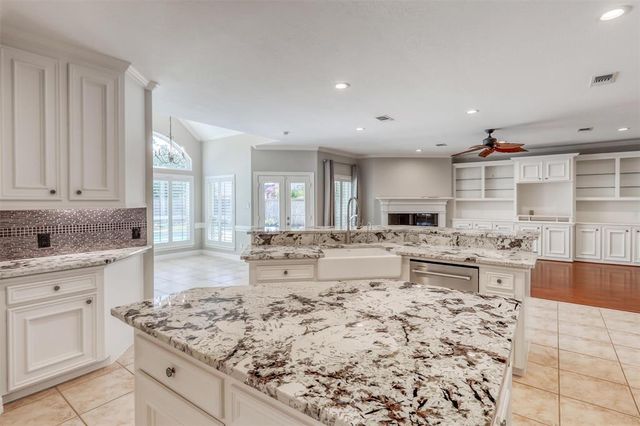 2114 Summerland Drive N, Richmond, TX 77406
