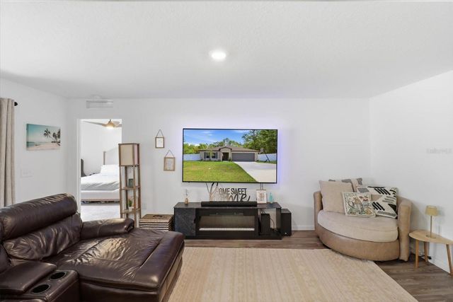 8361 N ELKCAM BOULEVARD, Citrus Springs, FL 34433