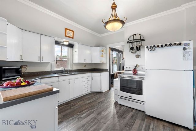 848 Waukesha, Butte, MT 59701