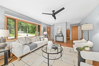 11707 W Oxford PLACE, Wauwatosa, WI 53226