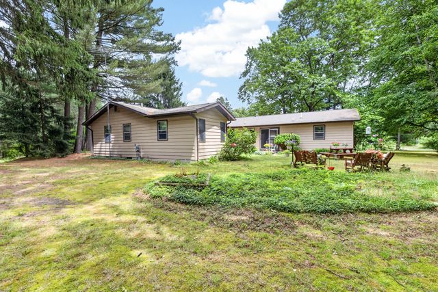 239 Pine Ridge Road, Bedford Twp, MI 49017