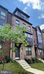 2825 HOKIE LN, Alexandria, VA 22306