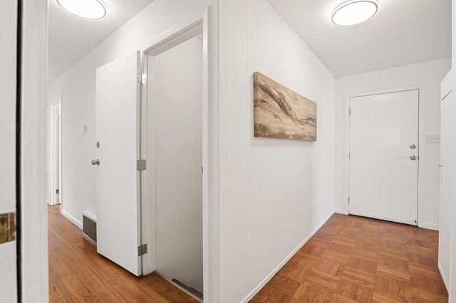 318 Saint Francis Boulevard, Daly City, CA 94015