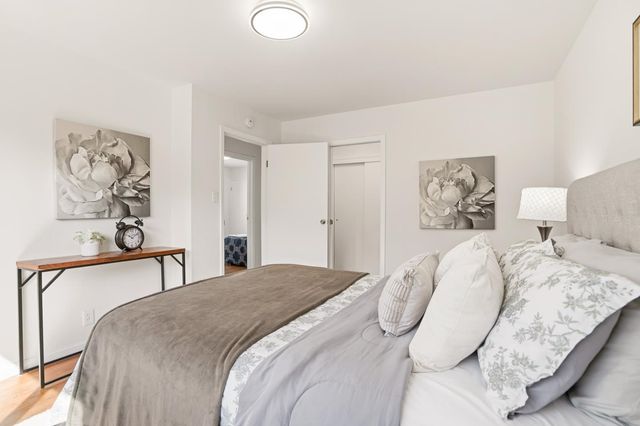 318 Saint Francis Boulevard, Daly City, CA 94015