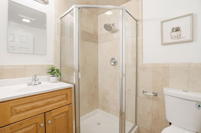 318 Saint Francis Boulevard, Daly City, CA 94015