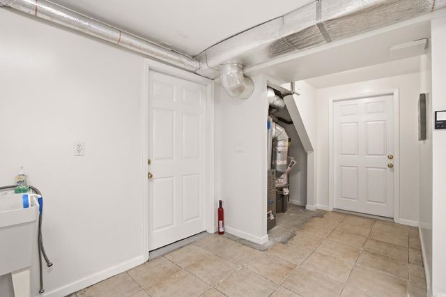 318 Saint Francis Boulevard, Daly City, CA 94015