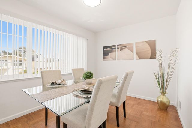 318 Saint Francis Boulevard, Daly City, CA 94015