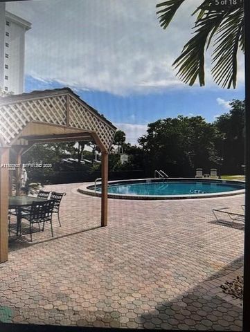 9 NE 19th Ct 208C, Wilton Manors, FL 33305